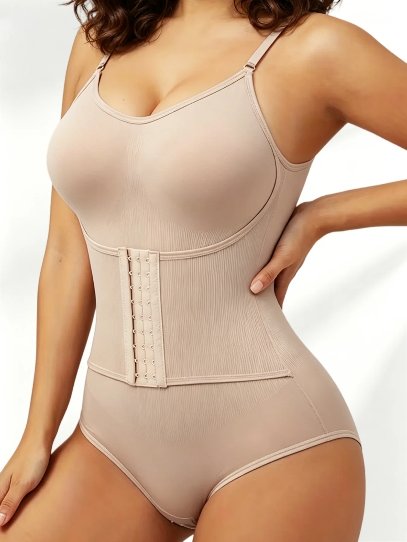 Body modelator dama tip columbian, cu bretele reglabile, inchidere cu capse si efect tummy control - Lenjerie Magica - Lenjeria Magica
